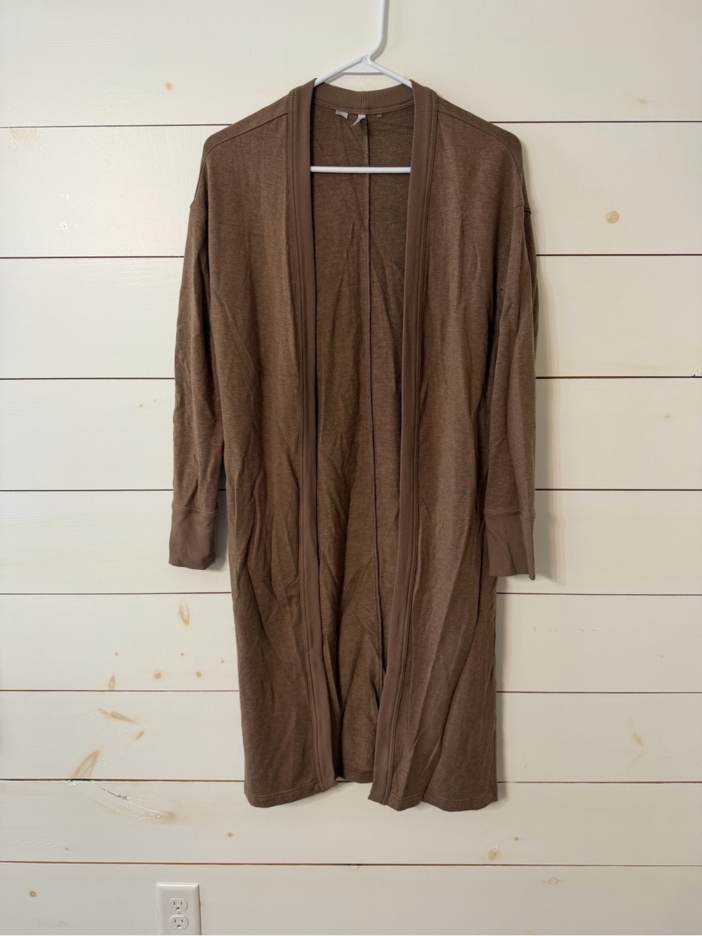 Travis Mathew Long Brown Cardigan Size XS